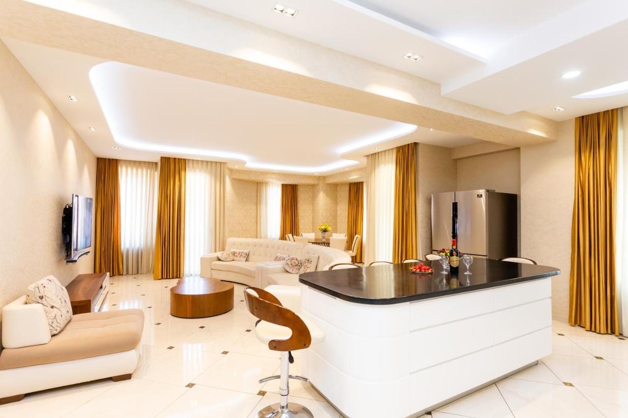 Central Cozy 3Bd-2Bath Apartment Tbilisi ภายนอก รูปภาพ