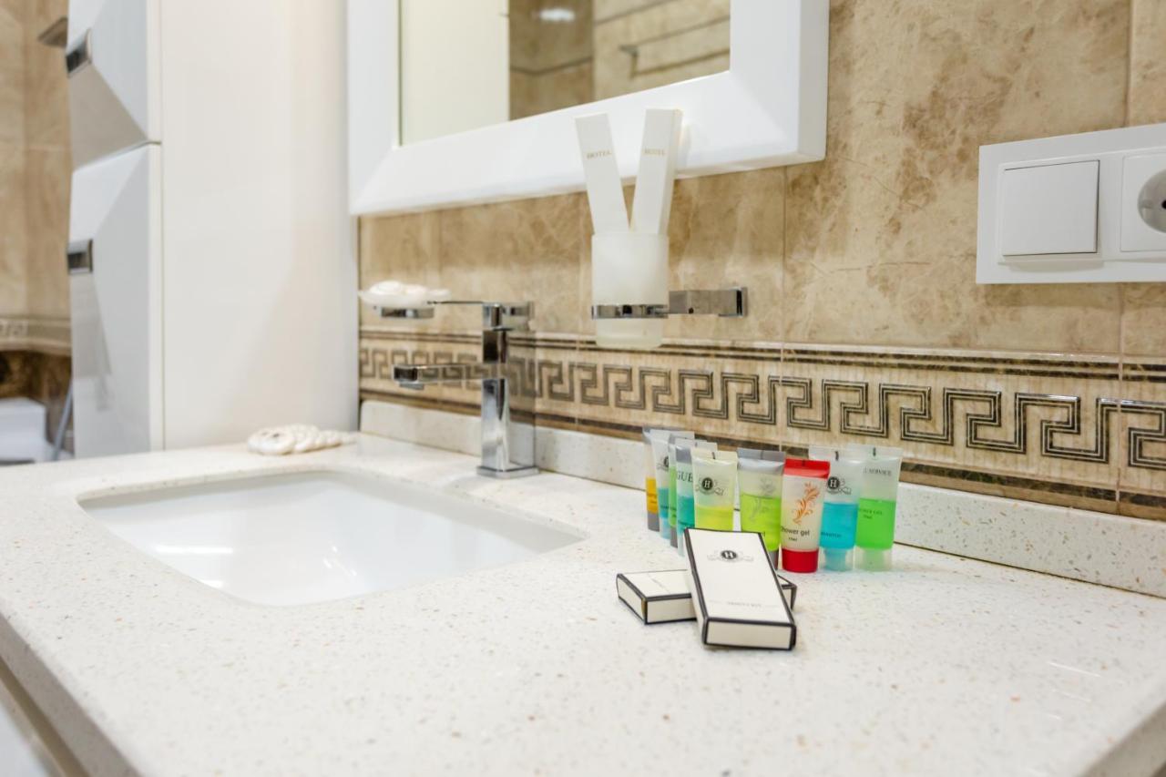 Central Cozy 3Bd-2Bath Apartment Tbilisi ภายนอก รูปภาพ