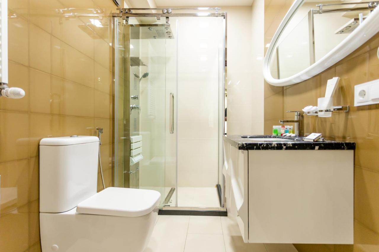 Central Cozy 3Bd-2Bath Apartment Tbilisi ภายนอก รูปภาพ
